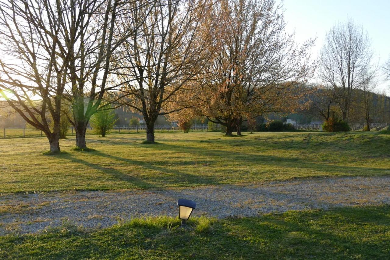 La Carreterie - Maison De Famille{S} Pineuilh Exteriér fotografie