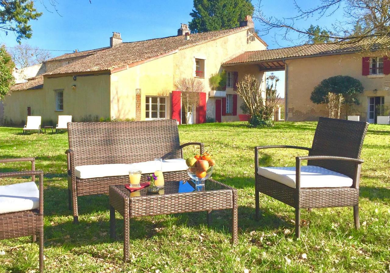 La Carreterie - Maison De Famille{S} Pineuilh Exteriér fotografie
