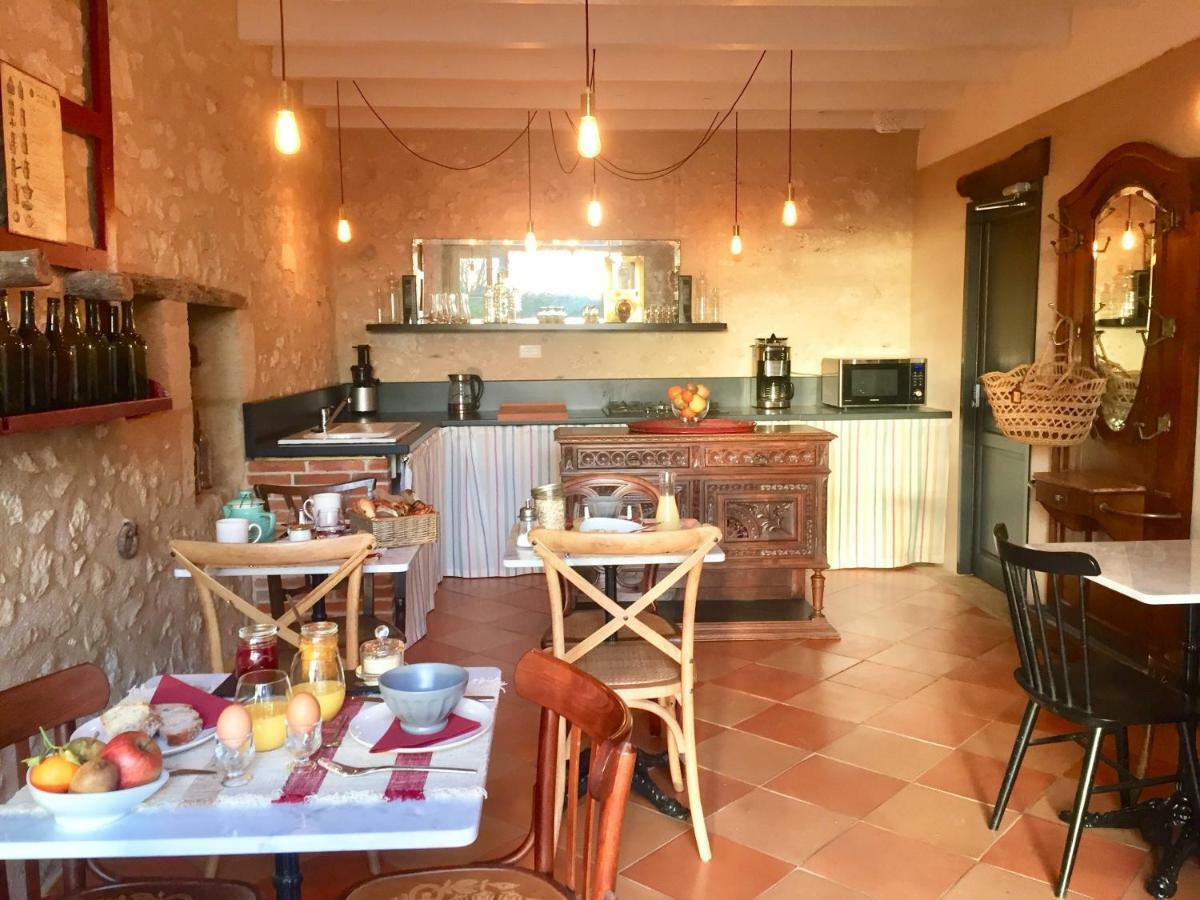 La Carreterie - Maison De Famille{S} Pineuilh Exteriér fotografie